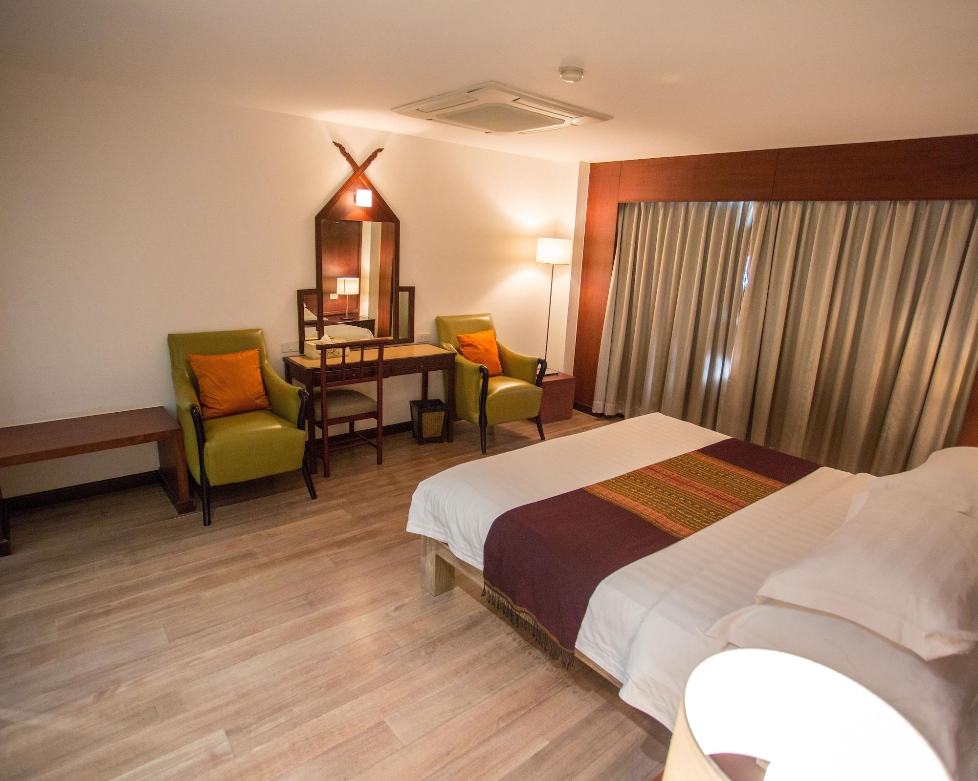 Seeharaj Hotel Uttaradit Eksteriør billede