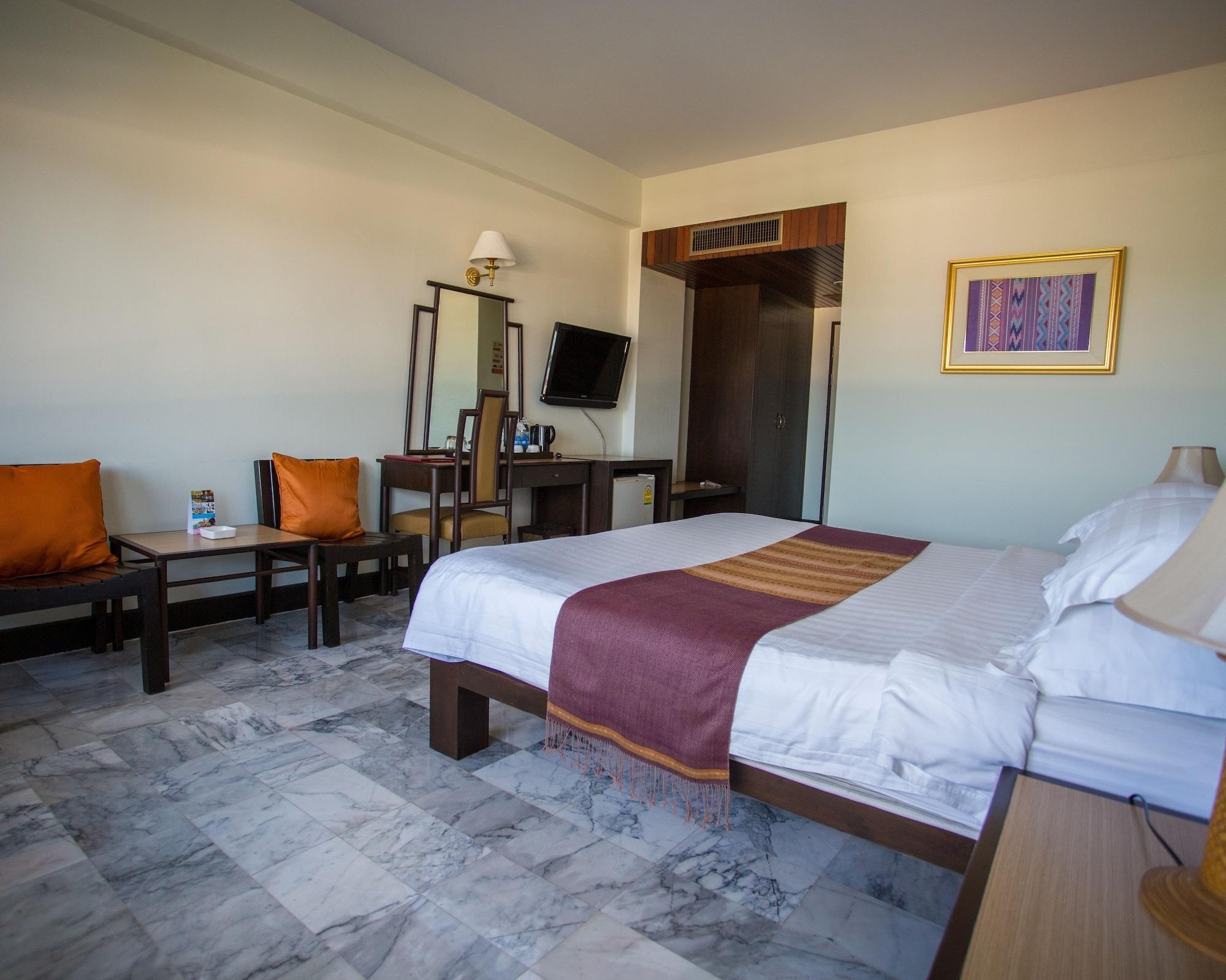 Seeharaj Hotel Uttaradit Eksteriør billede