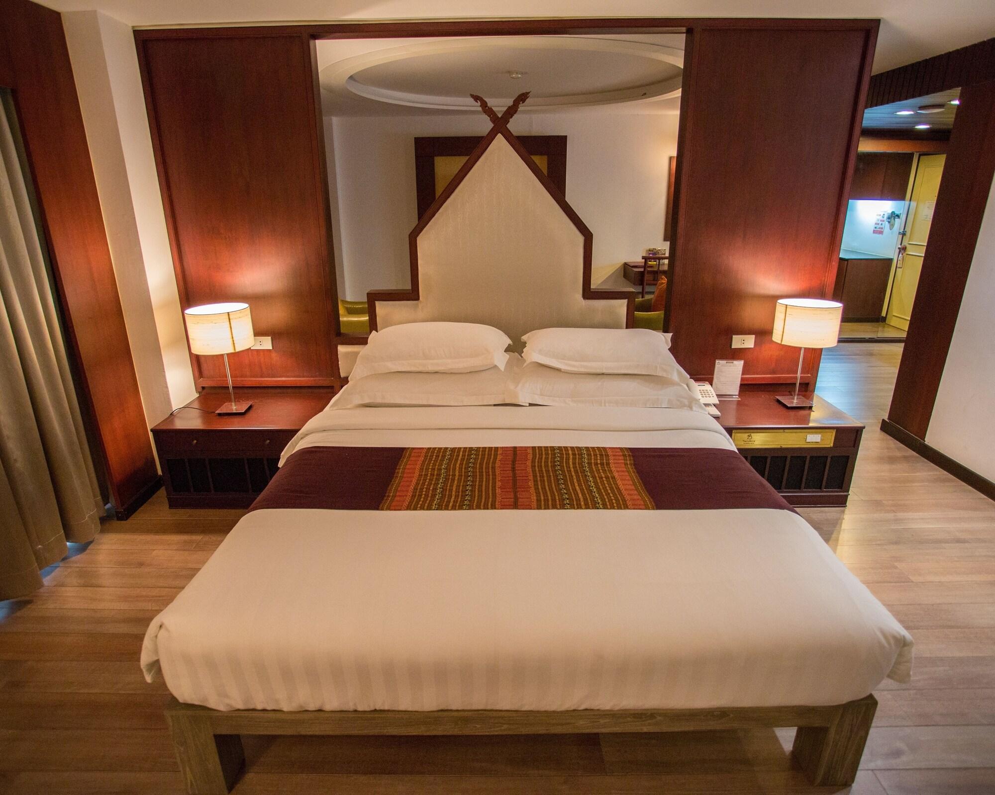 Seeharaj Hotel Uttaradit Eksteriør billede
