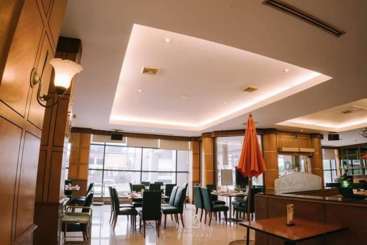 Seeharaj Hotel Uttaradit Eksteriør billede