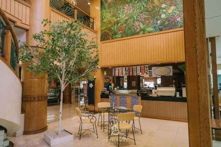 Seeharaj Hotel Uttaradit Eksteriør billede