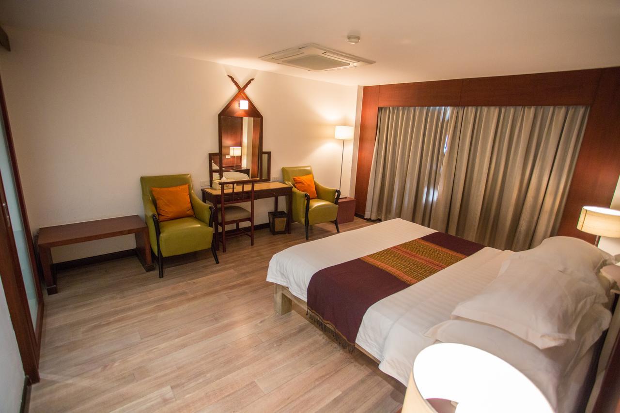 Seeharaj Hotel Uttaradit Eksteriør billede
